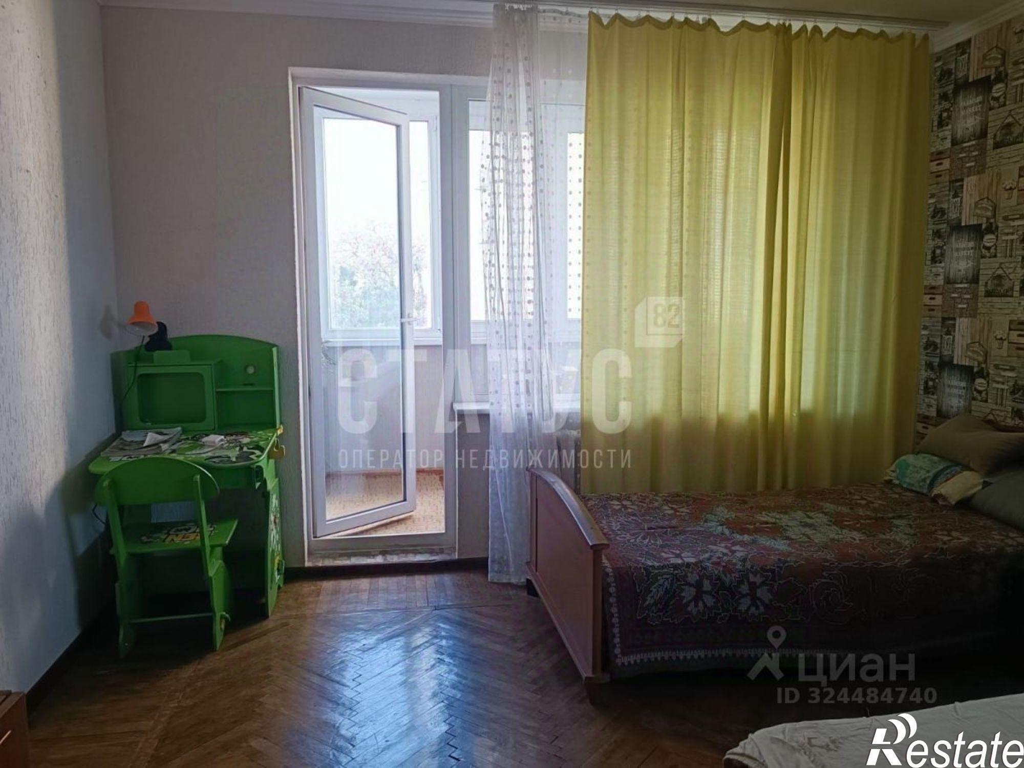 Сдать квартиру за 30 000 рублей на Алупка, Западная ул, 26