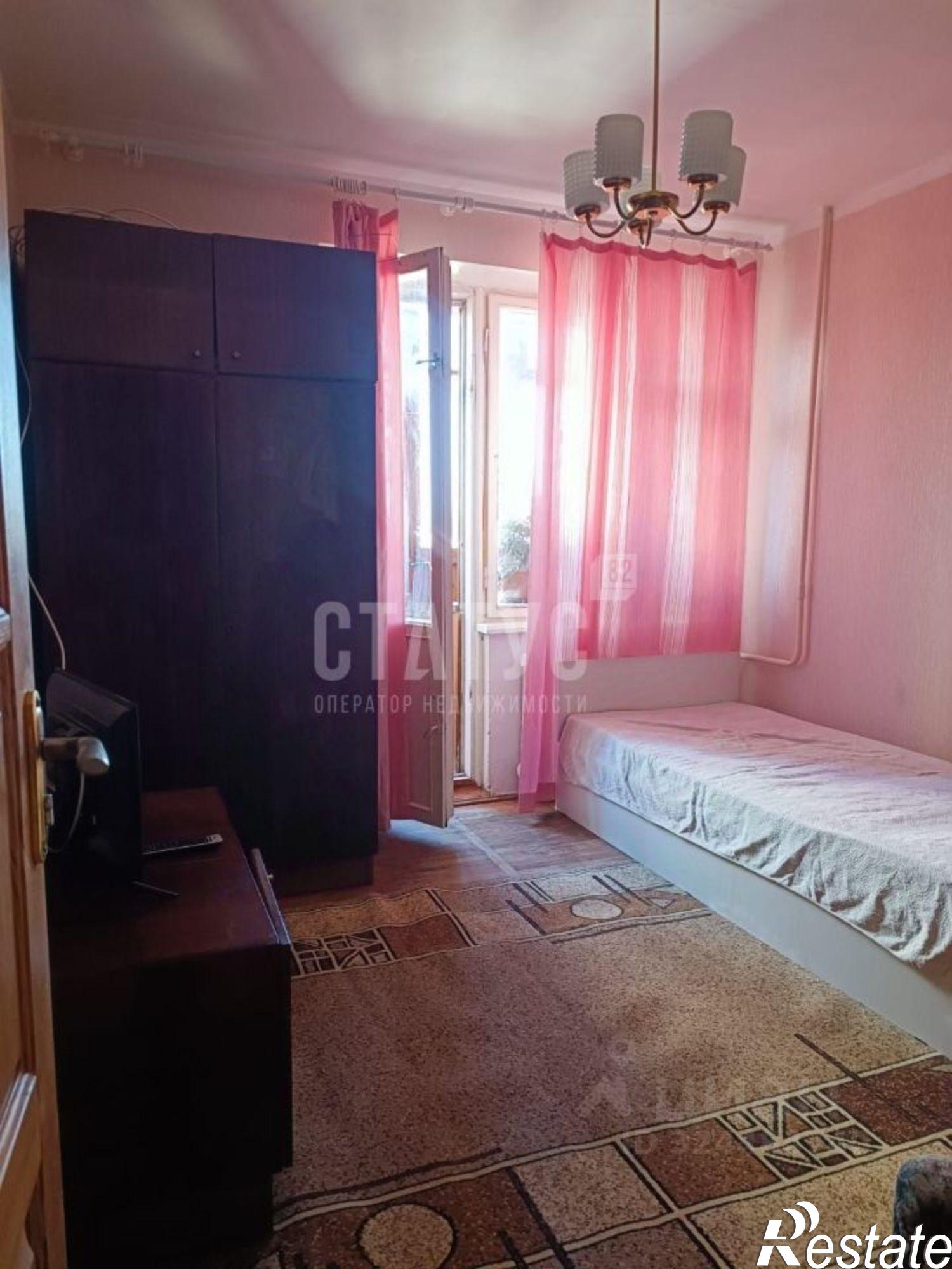 Сдать квартиру за 30 000 рублей на Алупка, Западная ул, 26