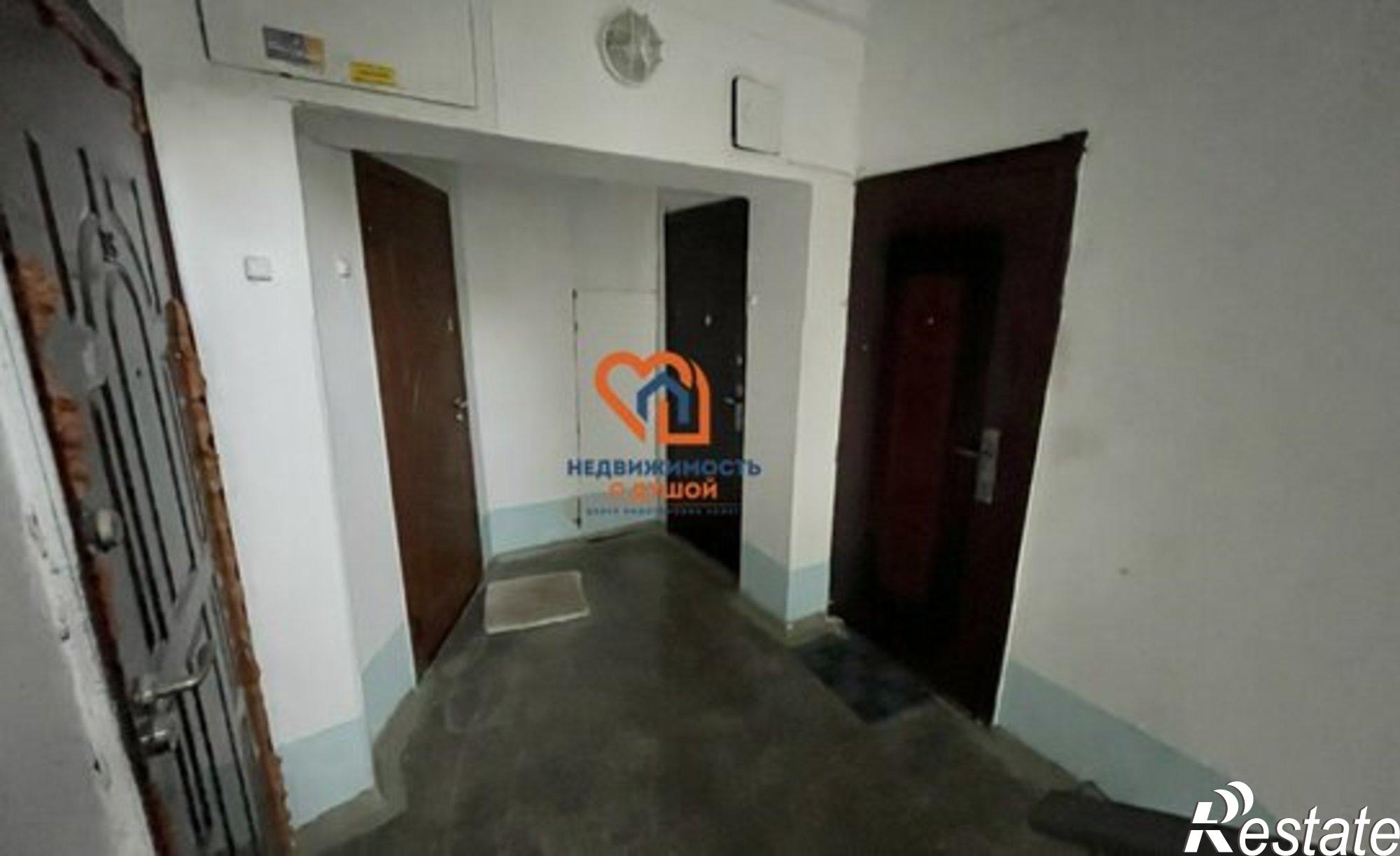 Купить квартиру за 4 200 000 рублей на Севастополь, Балаклавский район, Инкерман, улица Менжинского, 18