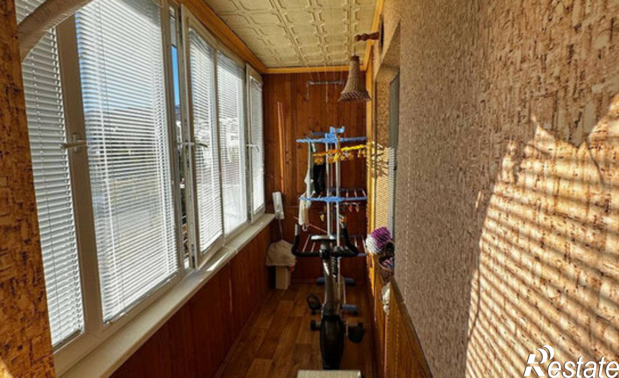 Купить квартиру за 15 000 000 рублей на Западная улица, 9