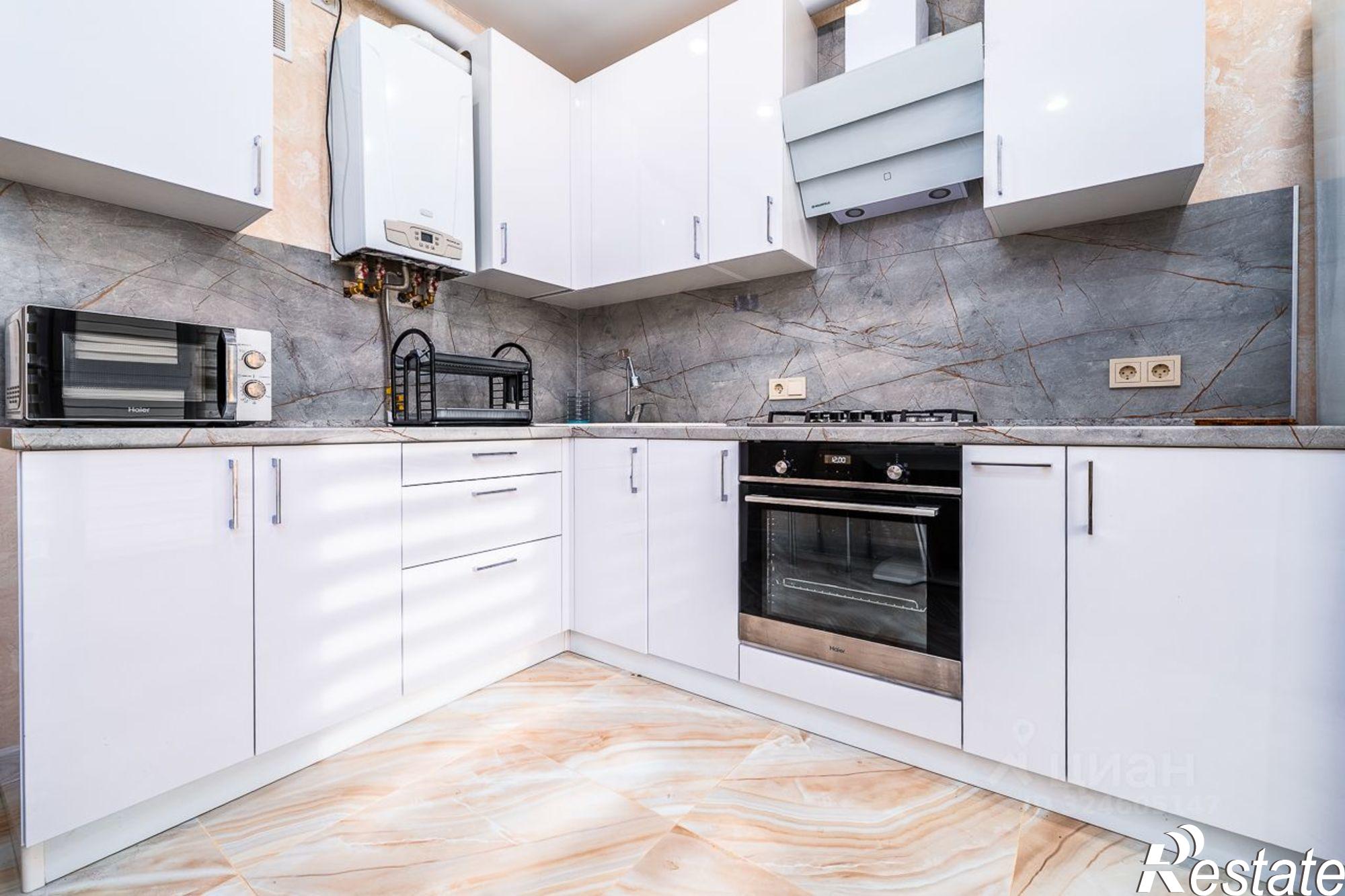 Купить квартиру за 12 000 000 рублей на улица 40 лет Октября, 9В