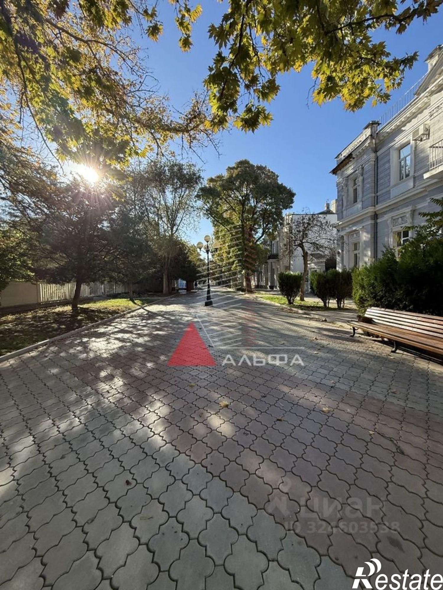 Купить квартиру за 11 500 000 рублей на Евпатория, Дувановская улица, 15/1