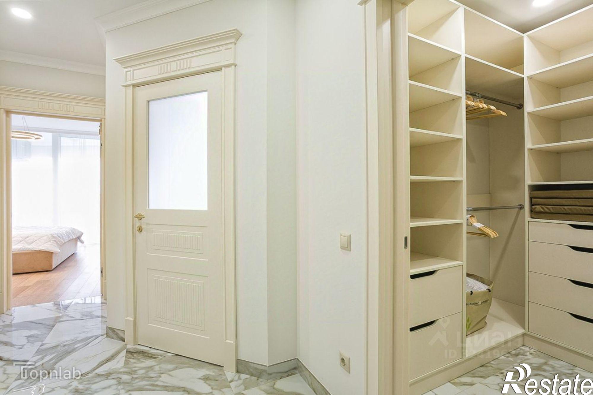 Купить квартиру за 44 000 000 рублей на улица Космонавтов, 4В