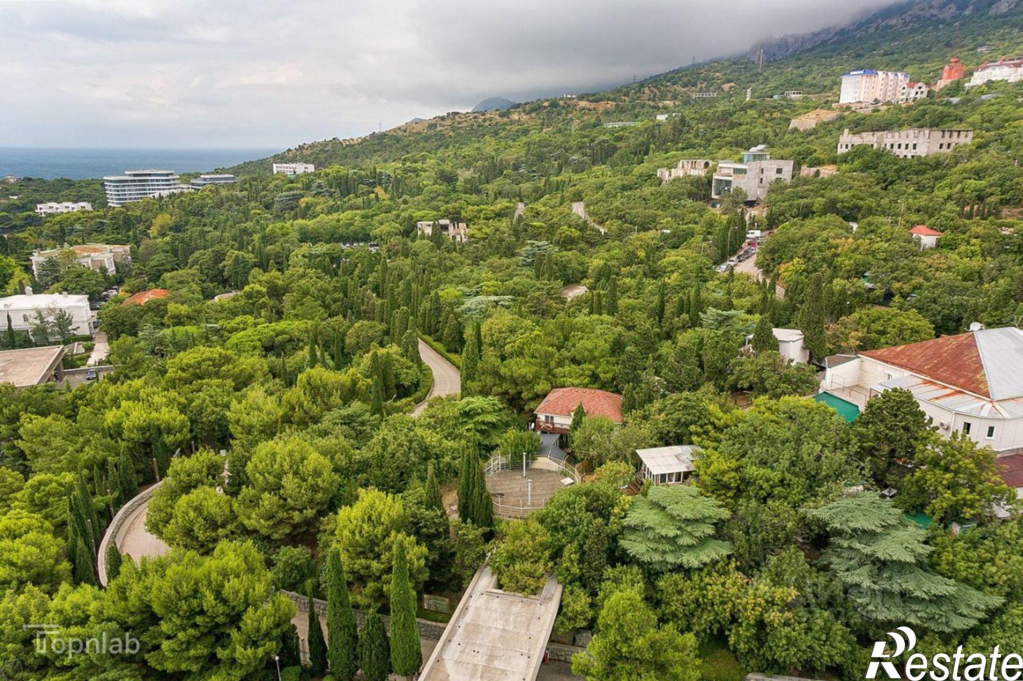 Купить квартиру за 44 000 000 рублей на Форос п.г.т., Космонавтов ул., д.4