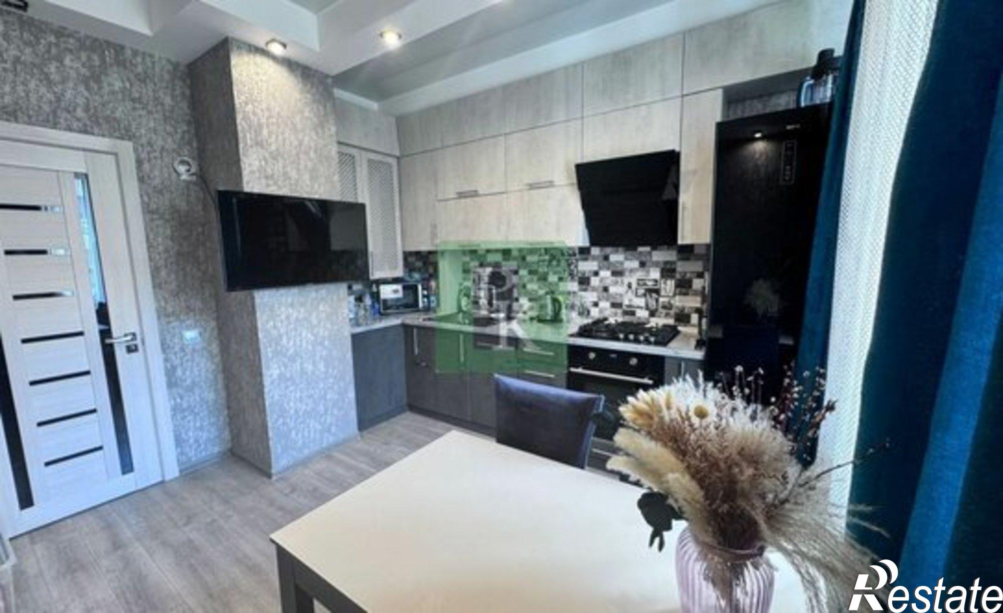 Купить квартиру за 16 500 000 рублей на Симферополь, Битакская улица, 17