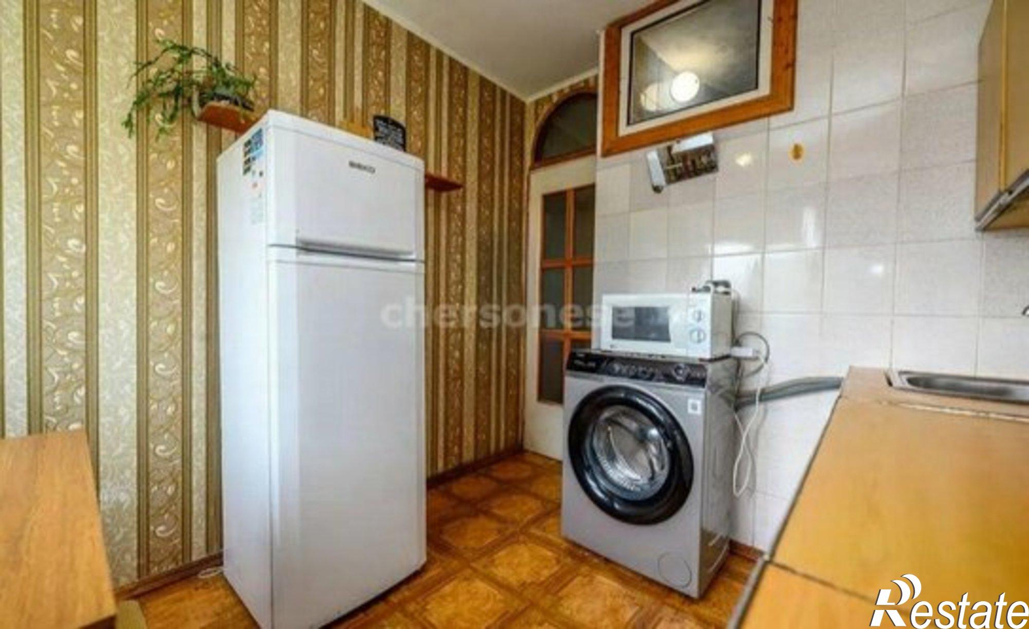 Купить квартиру за 6 289 000 рублей на Севастополь, проспект Октябрьской Революции, 43