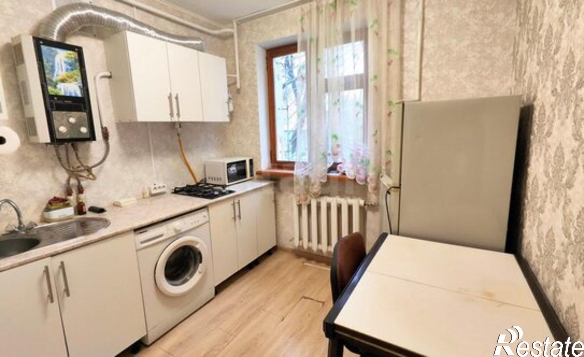 Купить квартиру за 5 700 000 рублей на улица Маршала Крылова, 11