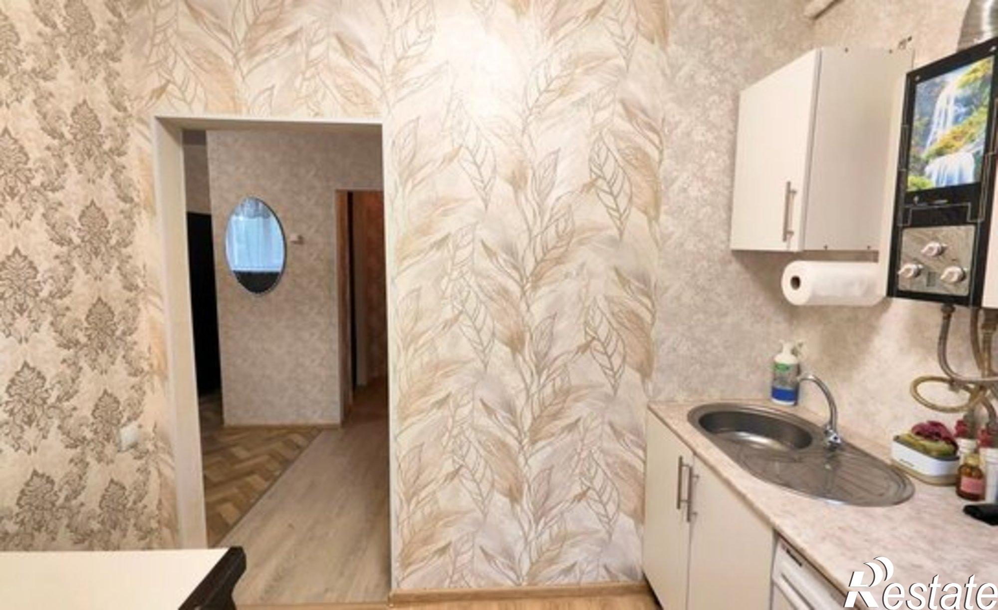 Купить квартиру за 5 700 000 рублей на улица Маршала Крылова, 11