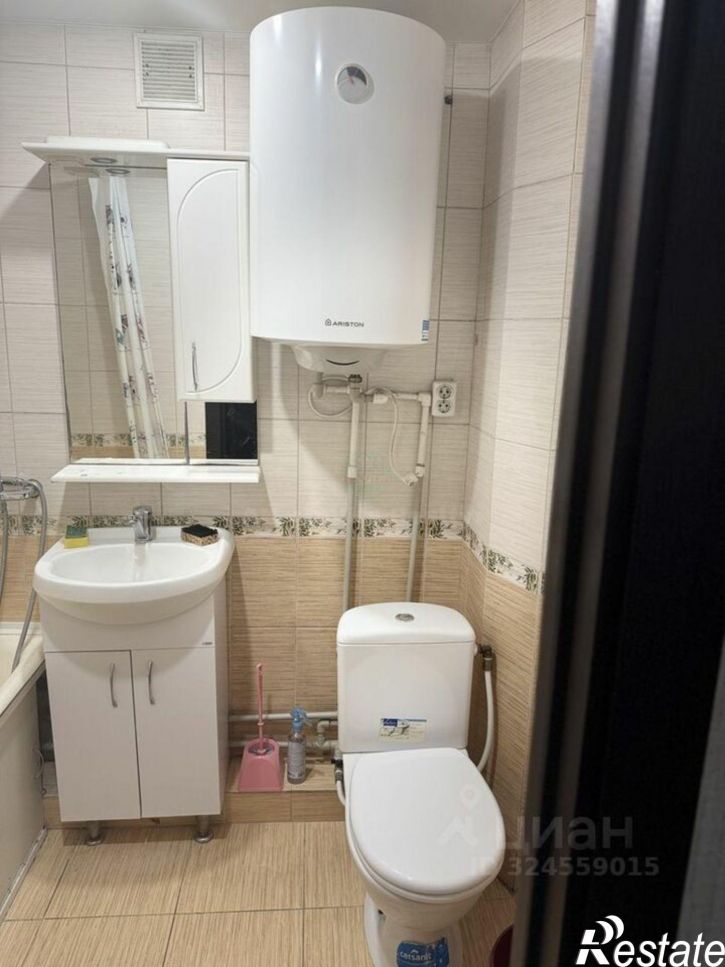 3-комн квартира пр-кт Генерала Острякова, 69а,  д. 69а