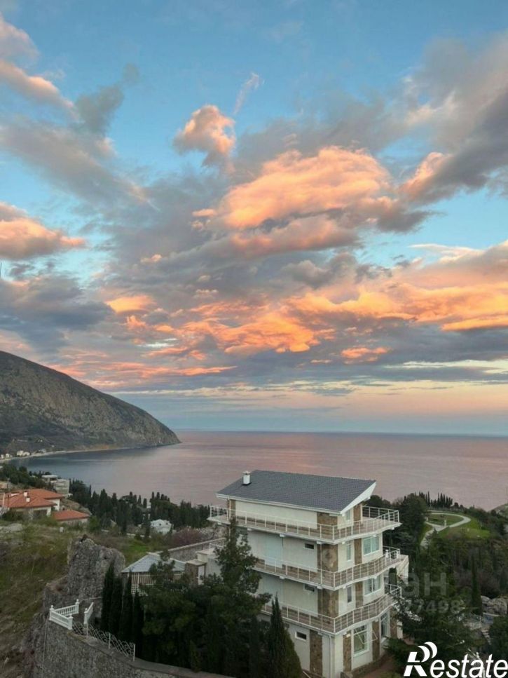 3-комн квартира улица Строителей, 11Г,  д. 11Г