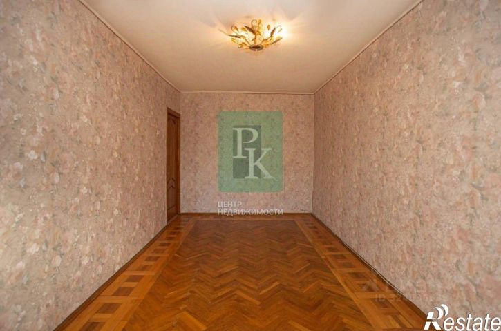 4-комн квартира улица Молодых Строителей, 4,  д. 4