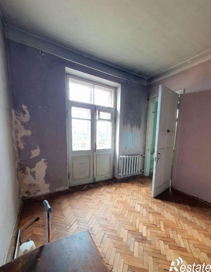 3-комн квартира улица Дроздова, 3,  д. 3