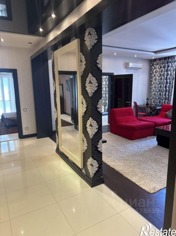 3-комн квартира улица Батурина, 7,  д. 7