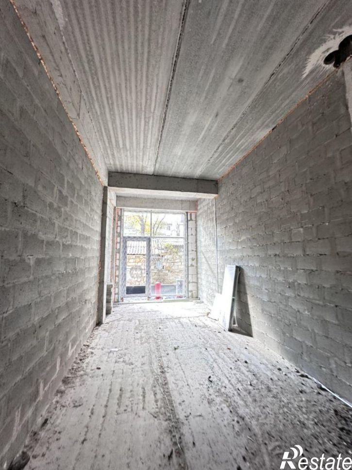 Торговое помещение ул Павла Титова, 19,  д. 19