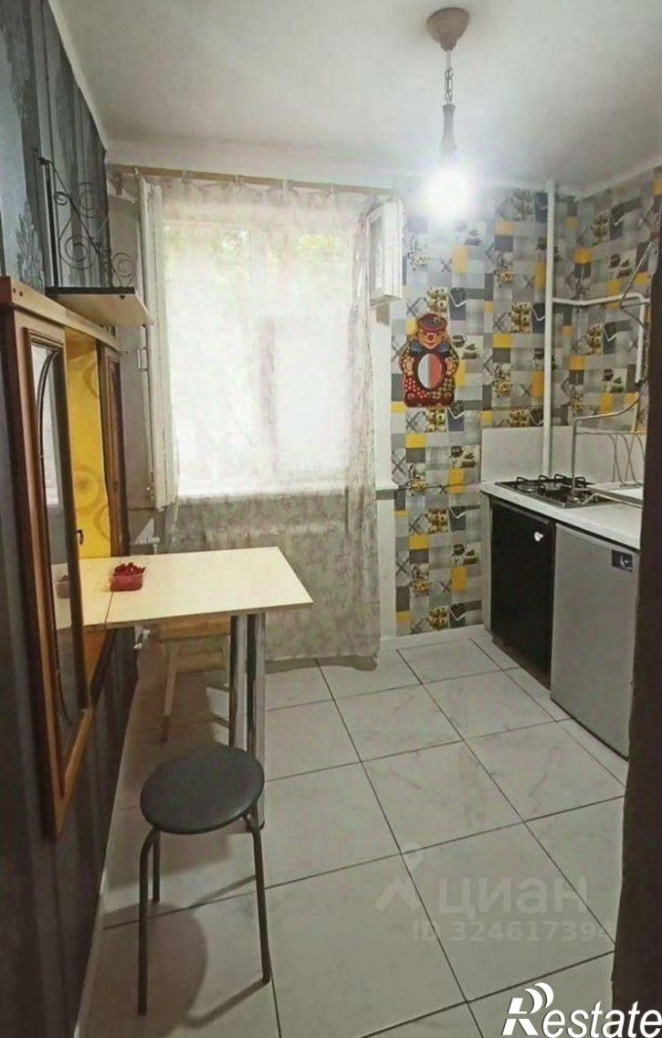 2-комн квартира улица Ефремова, 10,  д. 10