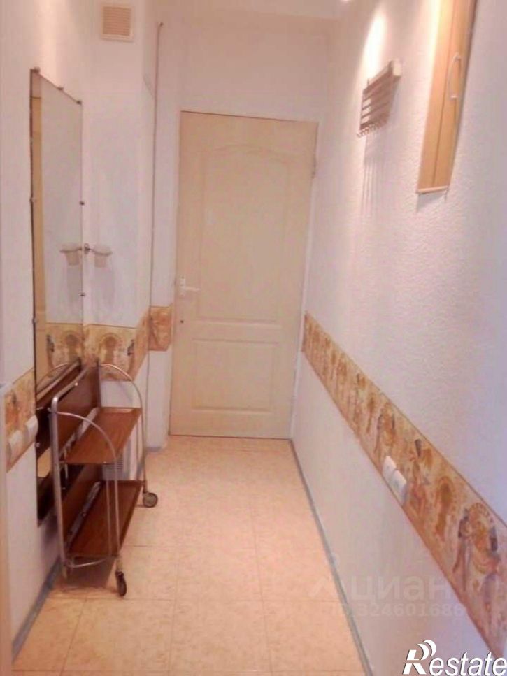 2-комн квартира улица Генерала Петрова, 12