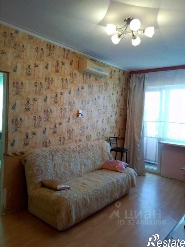 2-комн квартира улица Генерала Петрова, 12