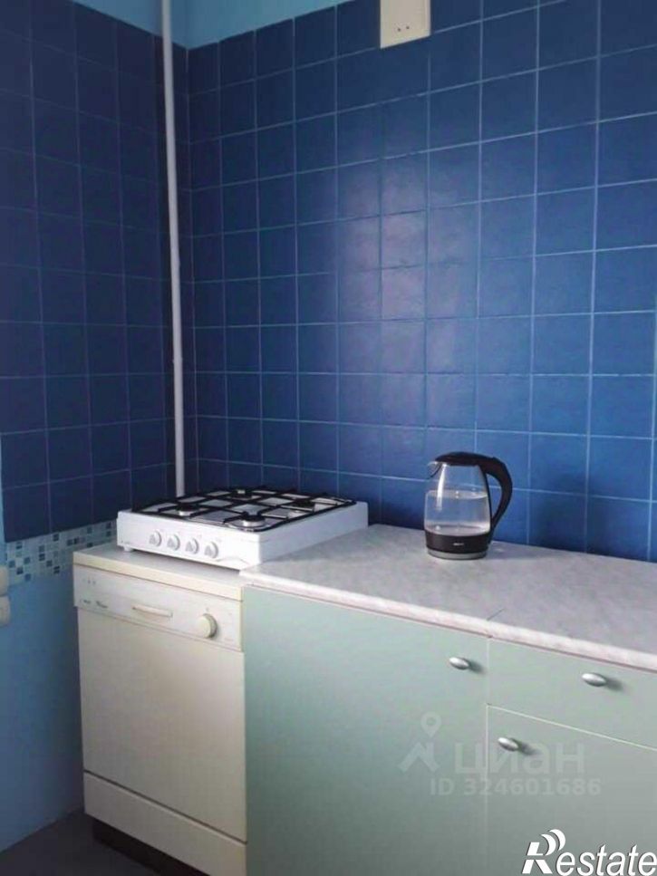 2-комн квартира улица Генерала Петрова, 12