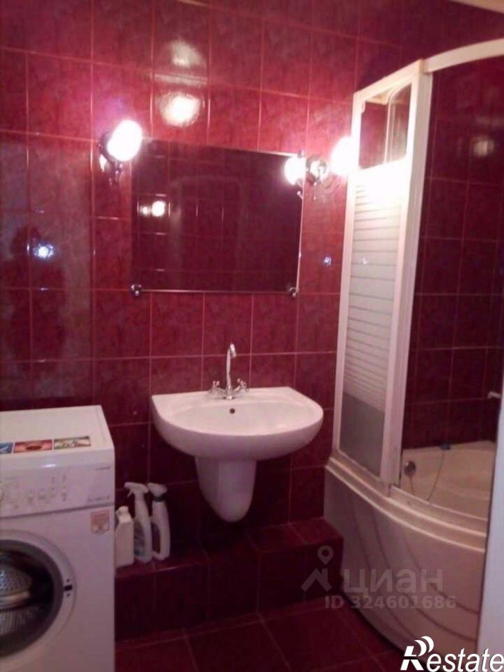 2-комн квартира улица Генерала Петрова, 12