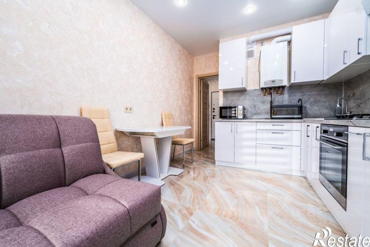 2-комн квартира улица 40 лет Октября, 9В,  д. 9В