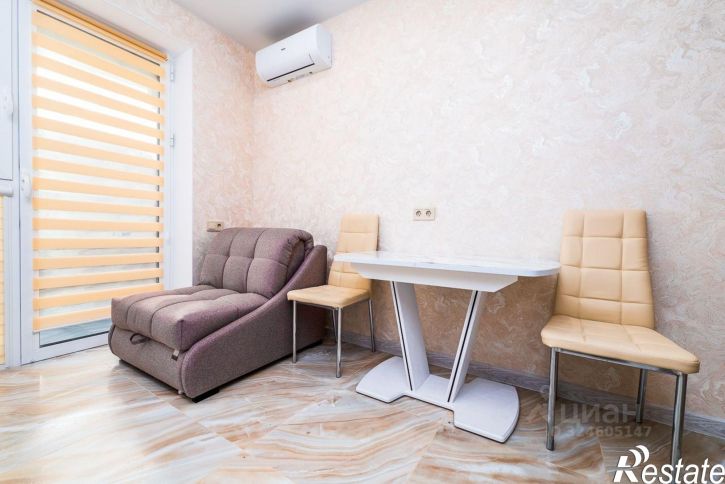 2-комн квартира улица 40 лет Октября, 9В,  д. 9В