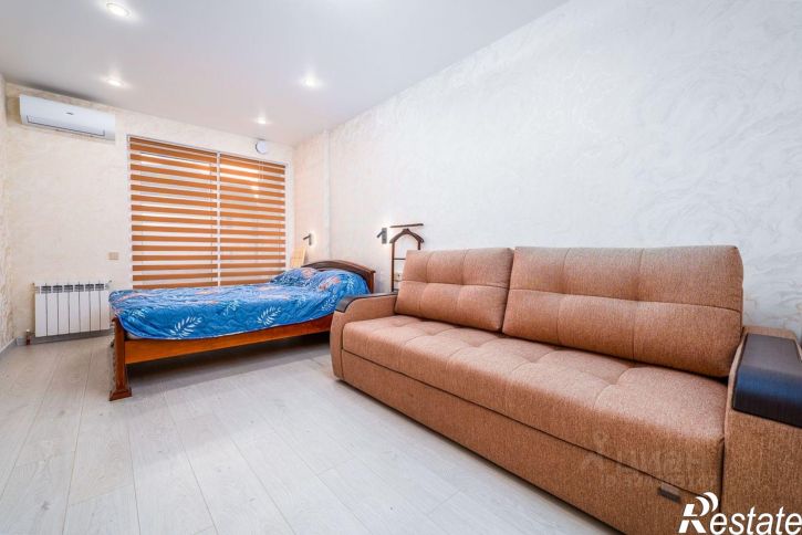 2-комн квартира улица 40 лет Октября, 9В,  д. 9В