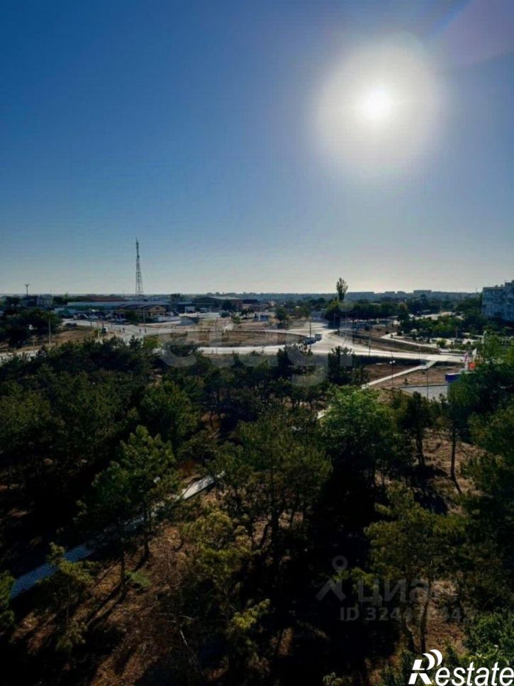 3-комн квартира Евпаторийская улица, 22,  д. 22