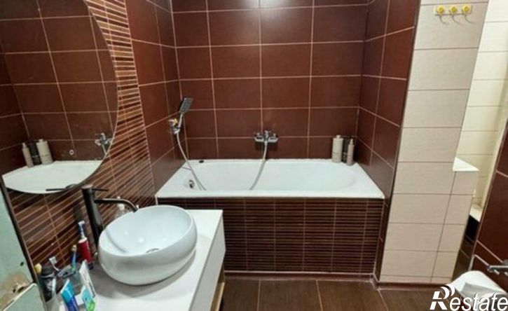 3-комн квартира Евпатория, проспект Ленина, 56