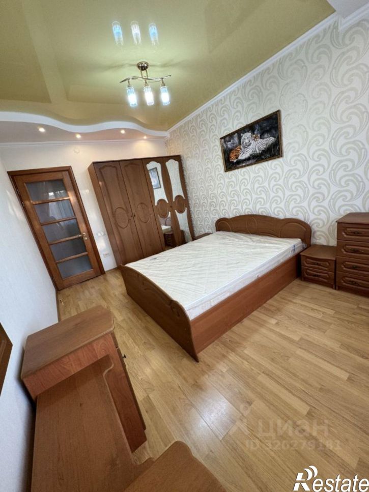 3-комн квартира Симферополь, Луговая улица