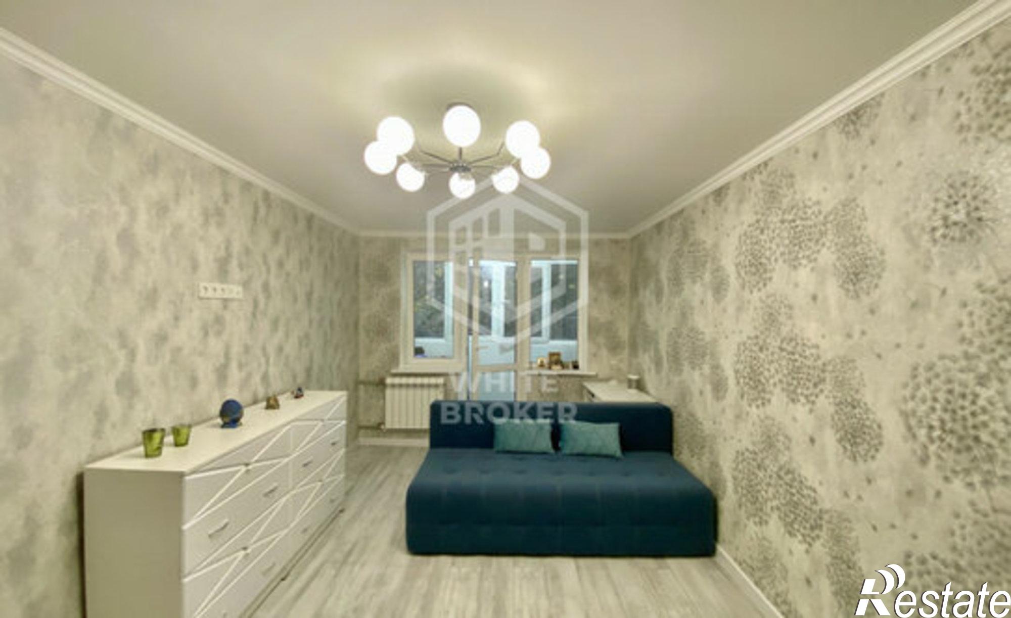 Купить квартиру за 8 300 000 рублей на Ялта, улица Дзержинского, 28