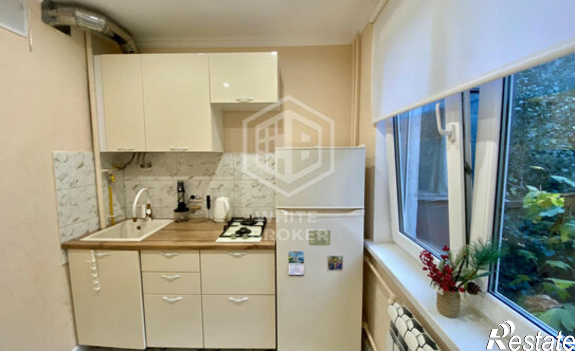 Купить квартиру за 8 300 000 рублей на Ялта, улица Дзержинского, 28