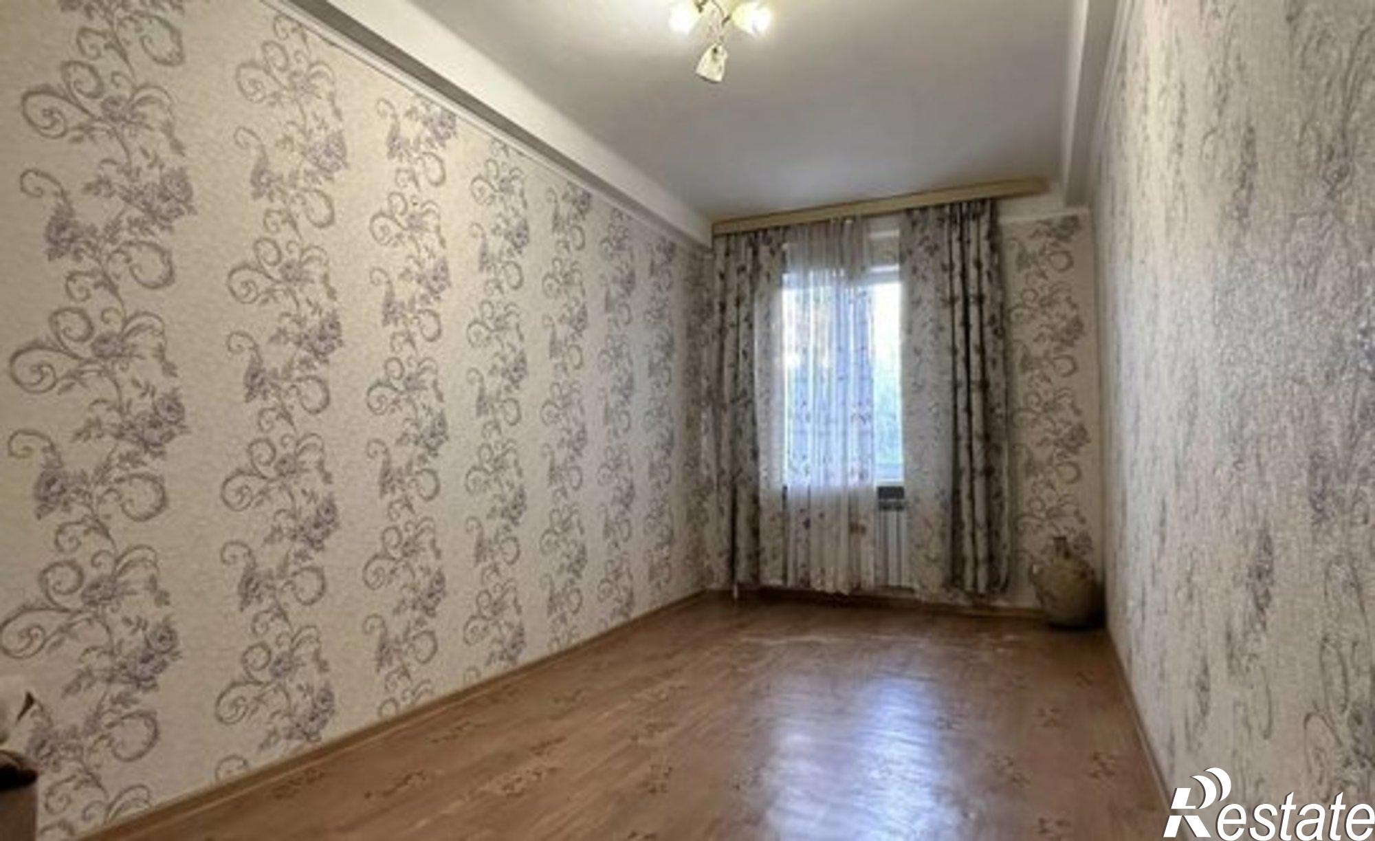 Купить квартиру за 8 000 000 рублей на Севастополь, улица Адмирала Юмашева, 16