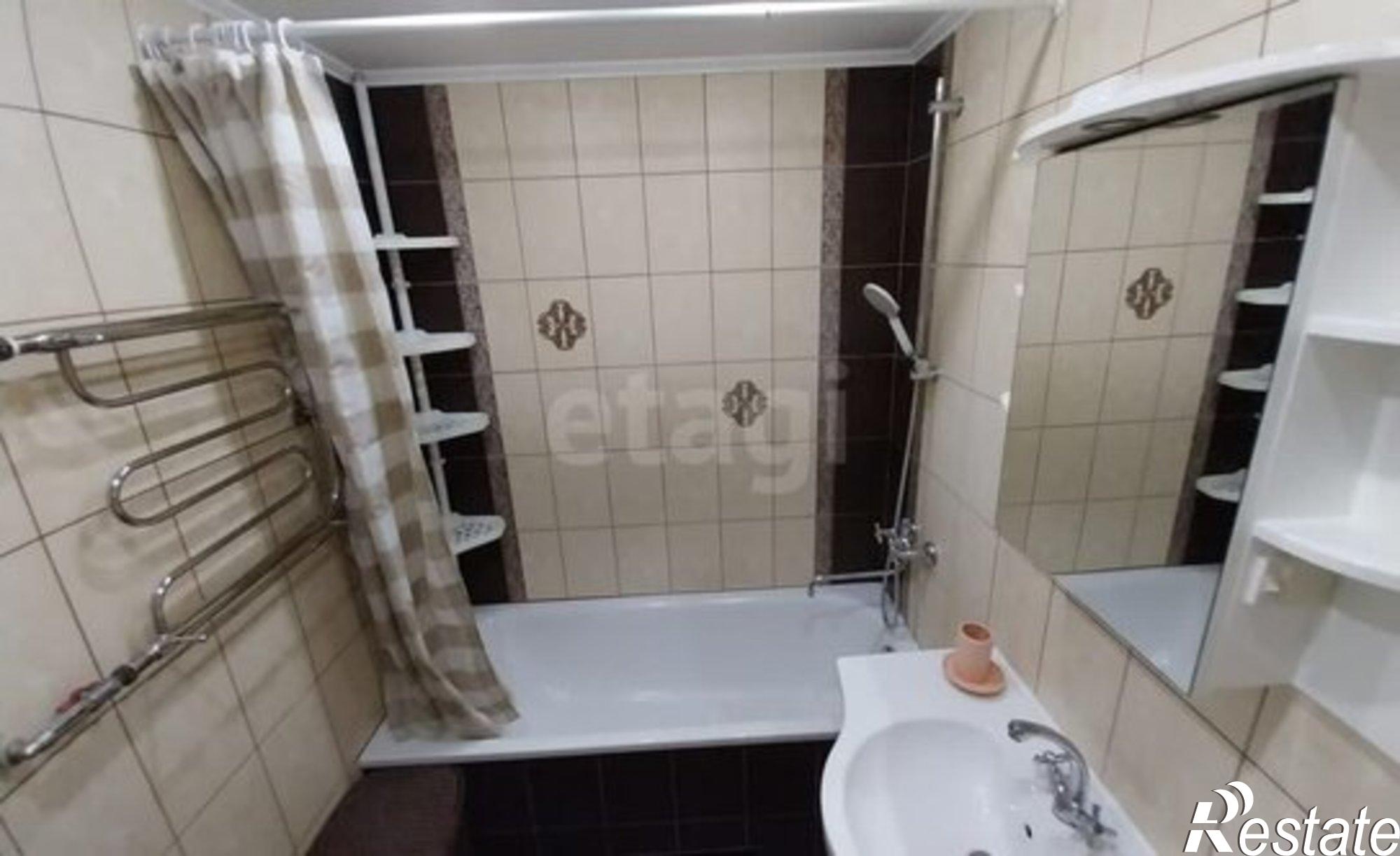 Купить квартиру за 12 800 000 рублей на ул Молодогвардейцев, 24