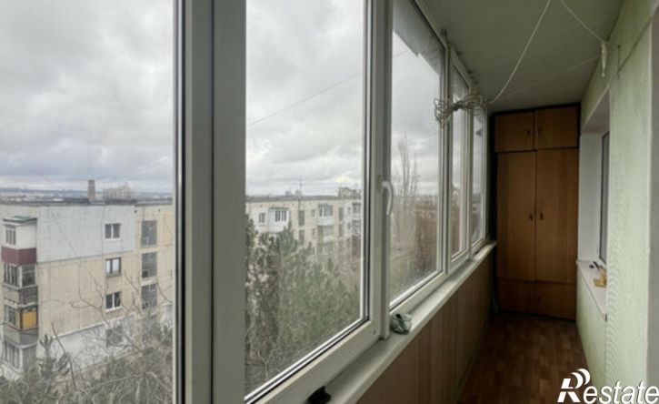 3-комн квартира Симферополь, улица имени Мате Залки, 21