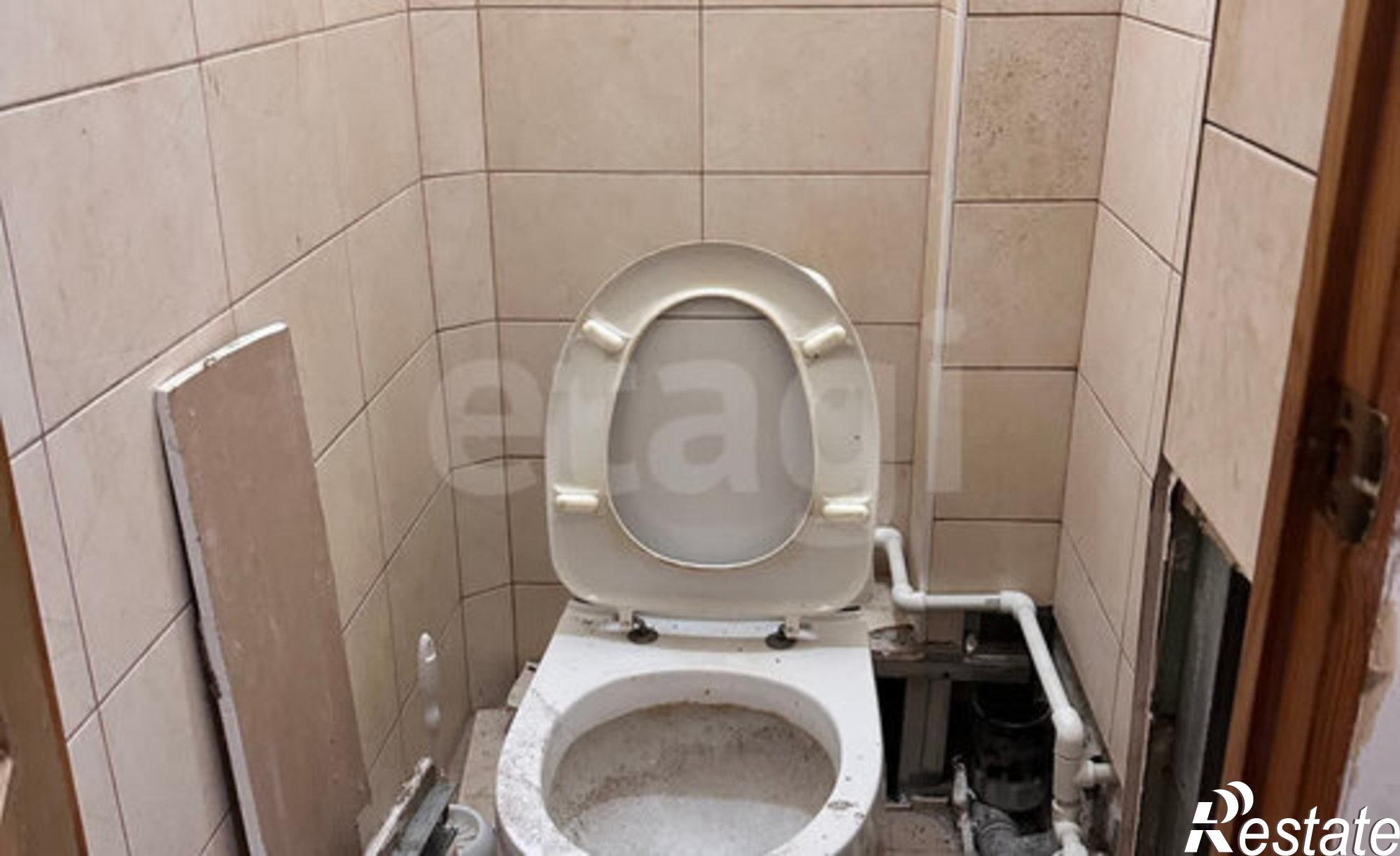 Купить квартиру за 10 000 000 рублей на пр-кт Октябрьской революции, 26