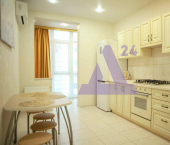 1-комн, 41.5кв м, этаж 4/8 проспект Античный, дом 5/1