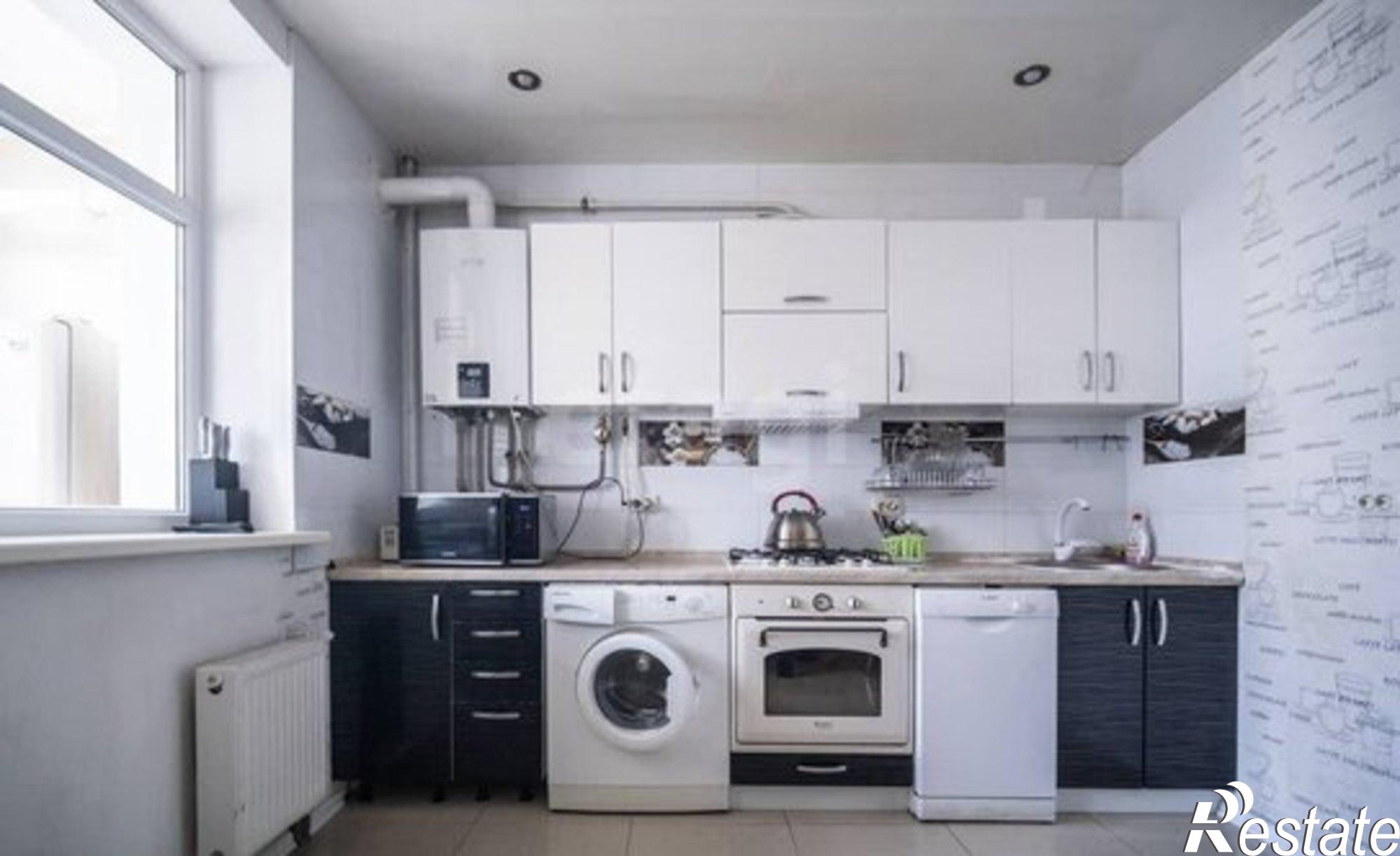 Купить квартиру за 9 600 000 рублей на улица Челнокова, 12/2