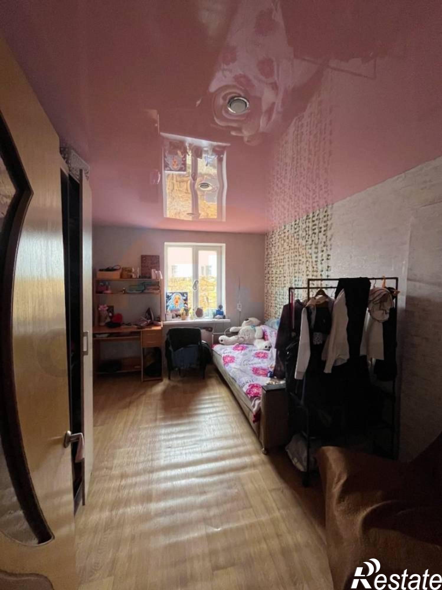 Купить дачу, дом, коттедж за 6 150 000 рублей на Бр. Вовк ул.