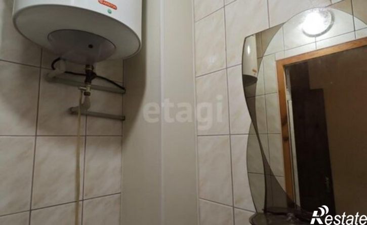 3-комн квартира 2-й микрорайон, 63,  д. 63