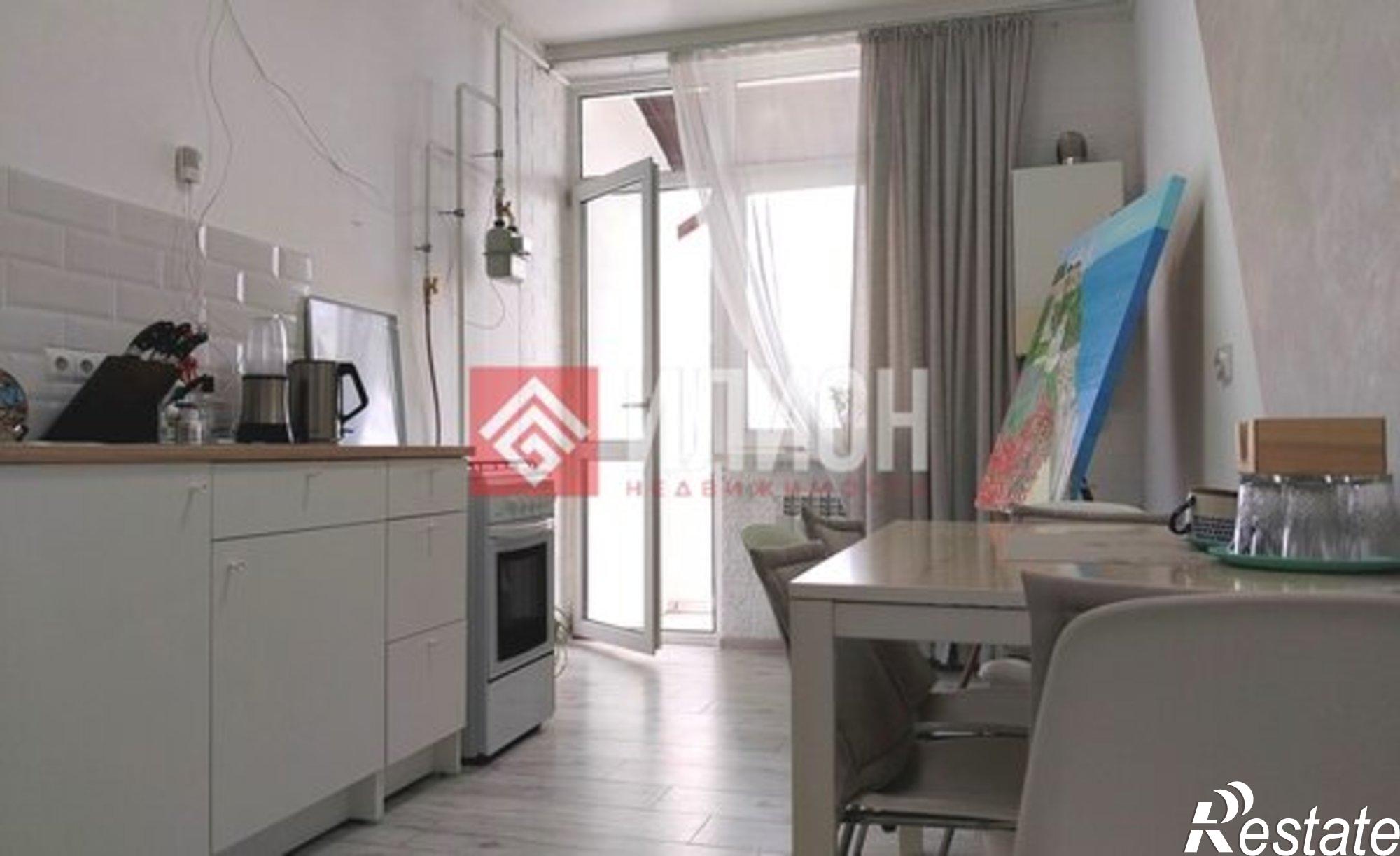 Купить квартиру за 7 000 000 рублей на Артдивизионовская улица, 50