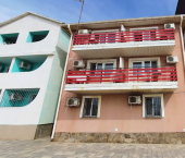 12-комн, 219.2кв м, этаж 1/3 Россия, улица Морская 4, сектор 15, 21