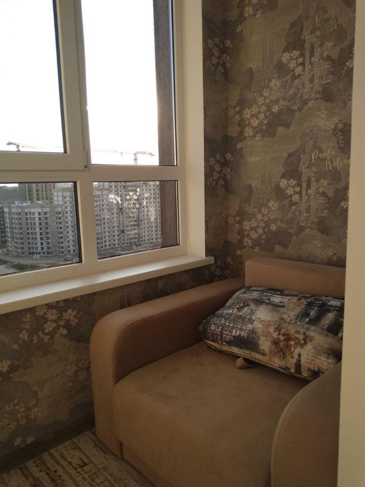 2-комн квартира Крымской весны улица,1 к 4