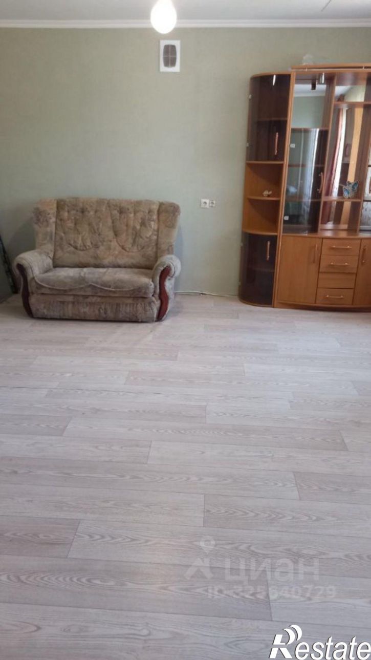 Комната ул Маршала Крылова, 8,  д. 8