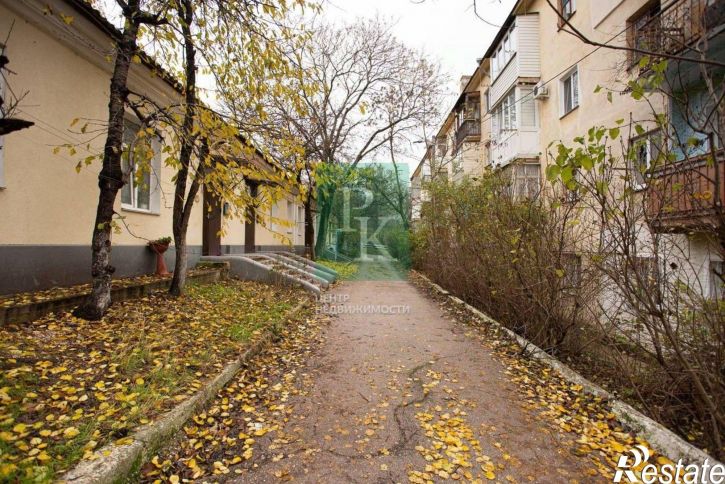 Комната 2-я Бастионная улица, 19,  д. 19