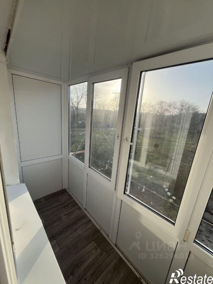 2-комн квартира улица 1-го Мая, 1,  д. 1