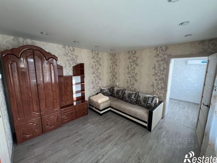 2-комн квартира улица 1-го Мая, 1,  д. 1