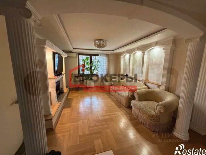 4-комн квартира проспект Генерала Острякова, 143А,  д. 143А