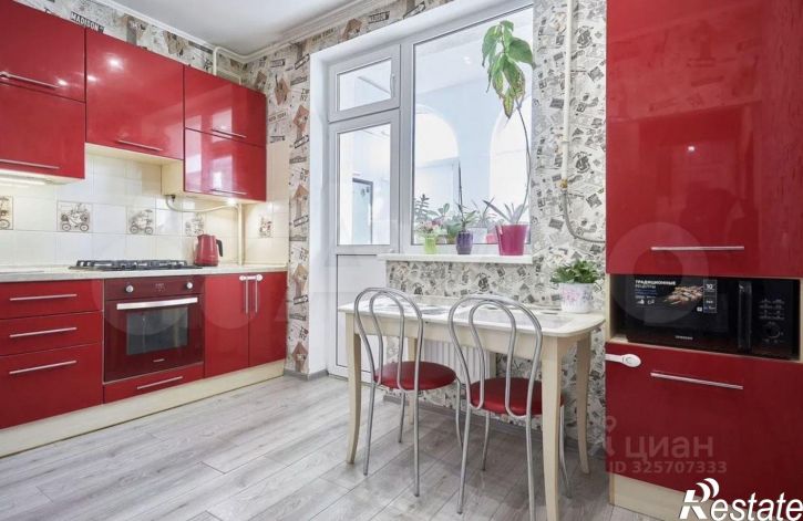 1-комн квартира Античный пр-кт, 52,  д. 52