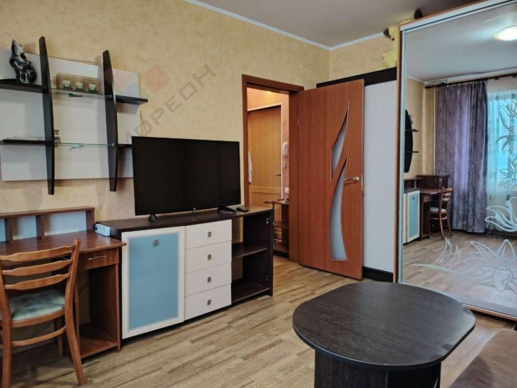 1-комн квартира -, 48а