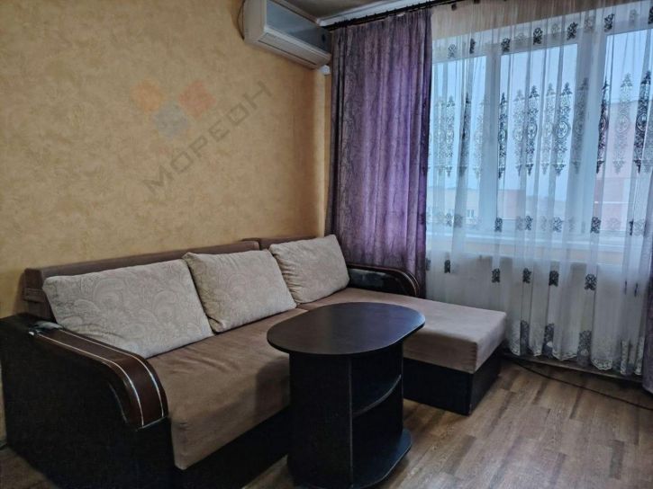 1-комн квартира -, 48а